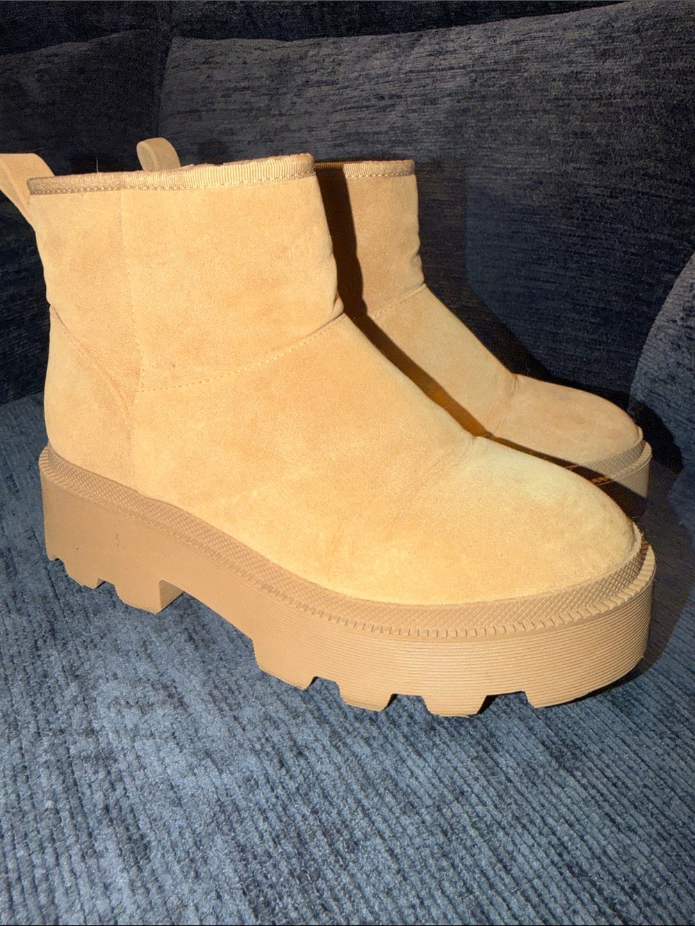 Universal Thread Tan Suede Lug Platform Ankle Boots